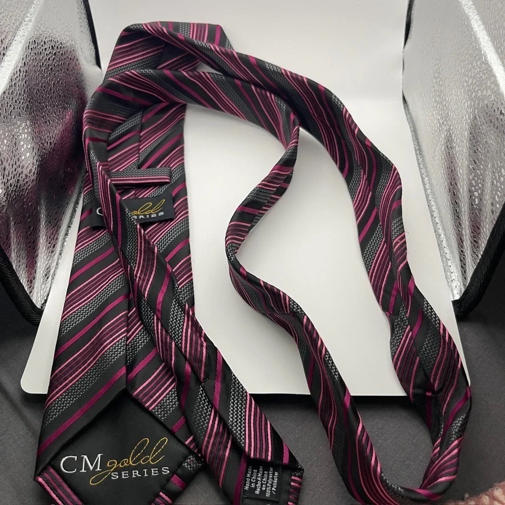 Elegant Pink and Black Striped Men's Tie